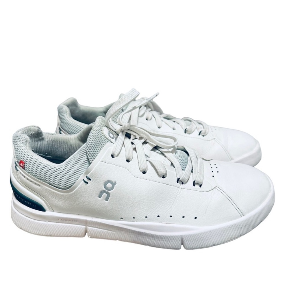 On cloud The Roger Advantage Sneaker White/Juniper Size 9